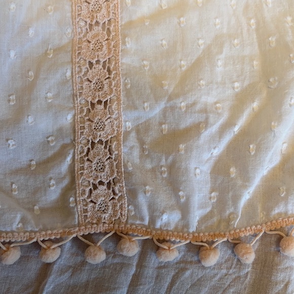 TULAROSA Sara Off Shoulder Lace Mini Dress with Flounce Sleeves - Size M - Picture 8 of 10